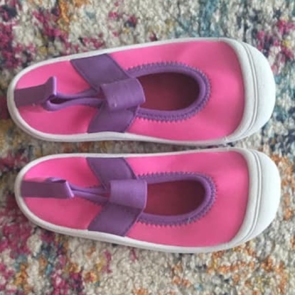 Girls water shoes